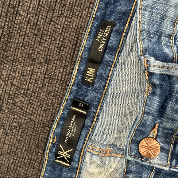 Women size 18 Kim kardashian jeans - Picture 3 of 4